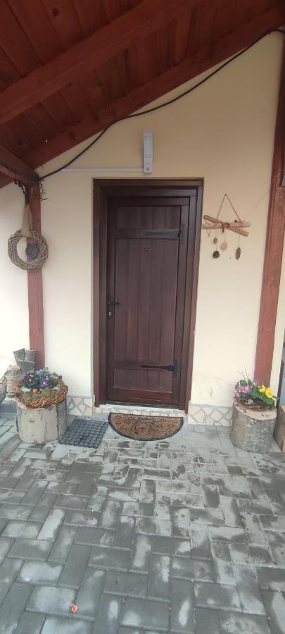 Cottage In Traditional Village Bradulet, Arges County المظهر الخارجي الصورة